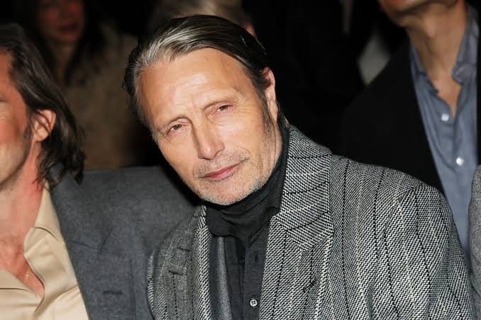 Mads Mikkelsen Red Dragon 8